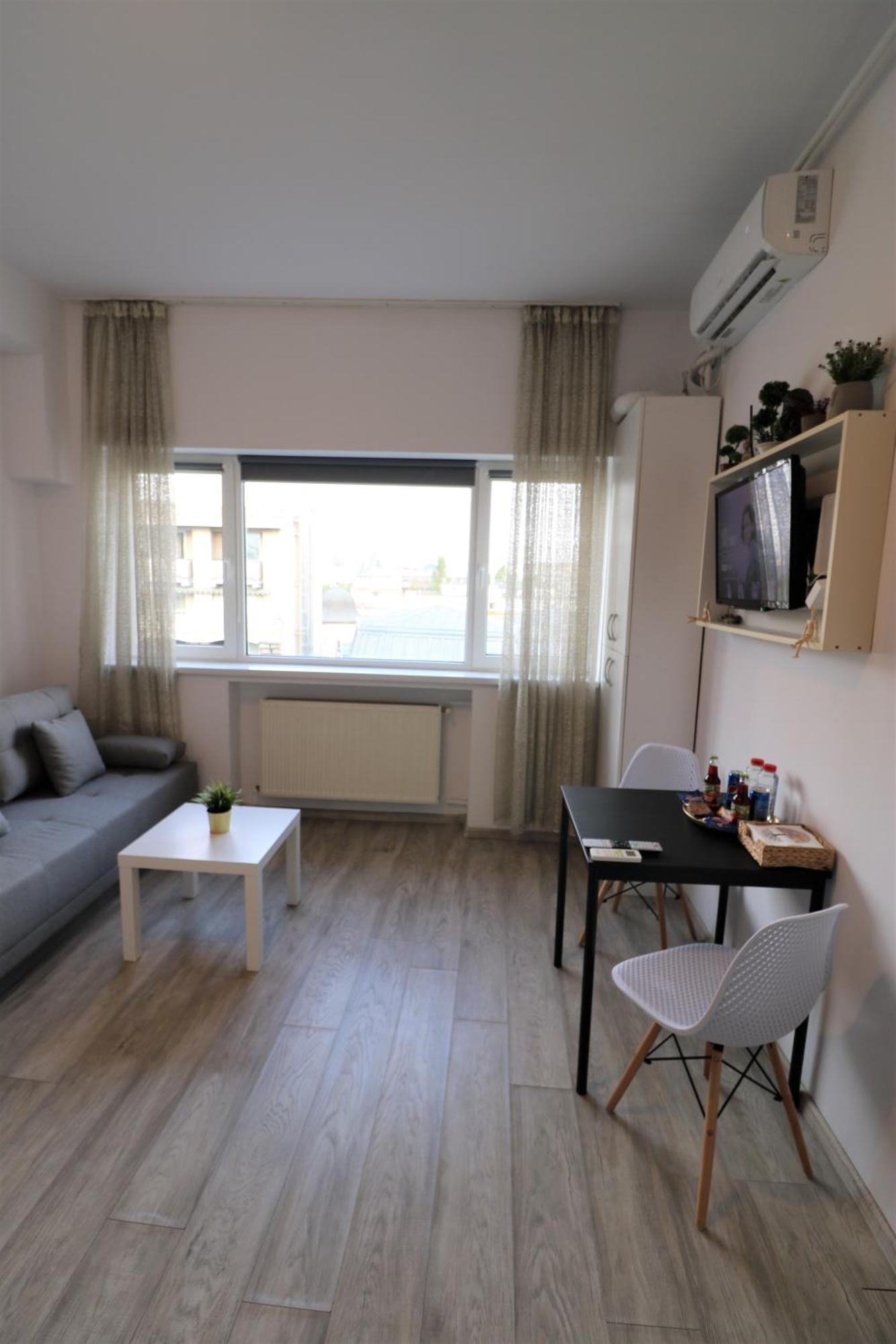 Cozy Deluxe Apartment - Old Town - Free Minibar Boekarest Buitenkant foto